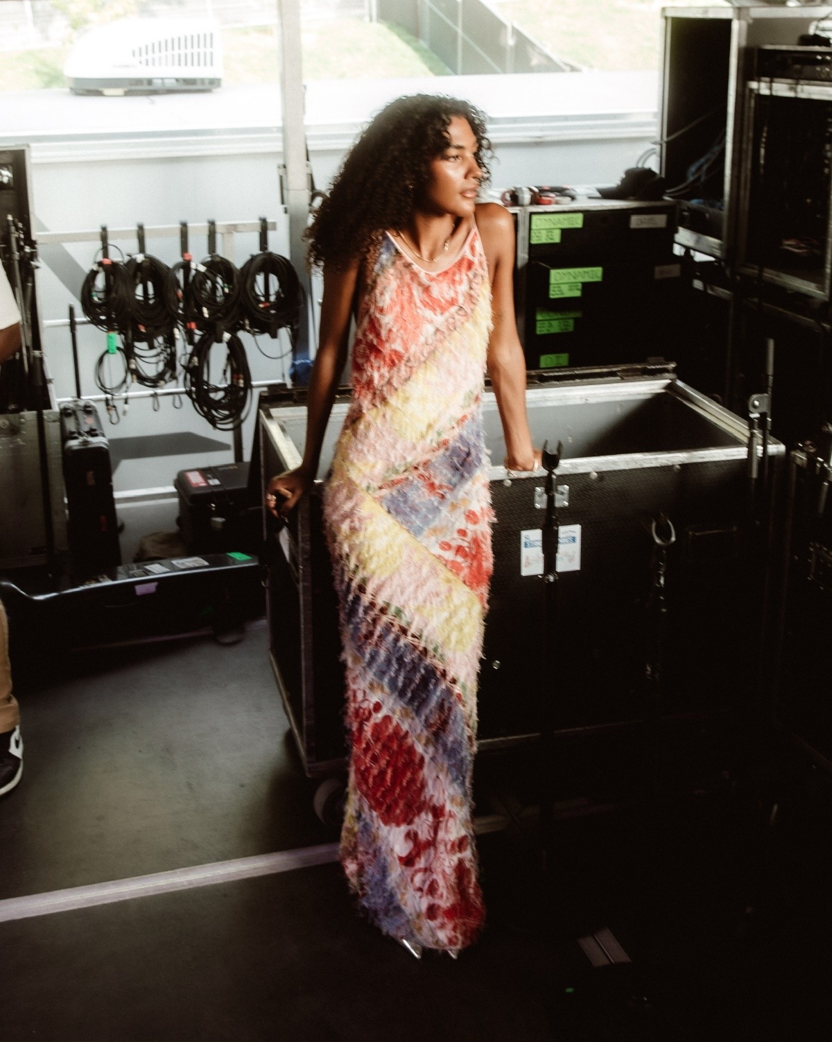 ok Olivia Dean in Etro