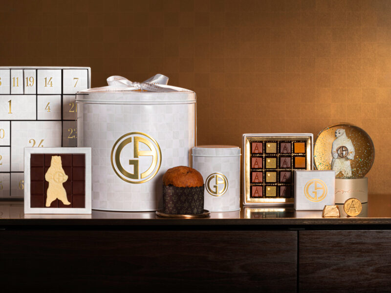 Armani-Dolci_Natale-2024_Lifestyle-Image_01