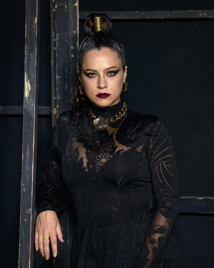 DANIELA PES_LIVE PERFORMANCE_ETRO_W_SS25_2 copia