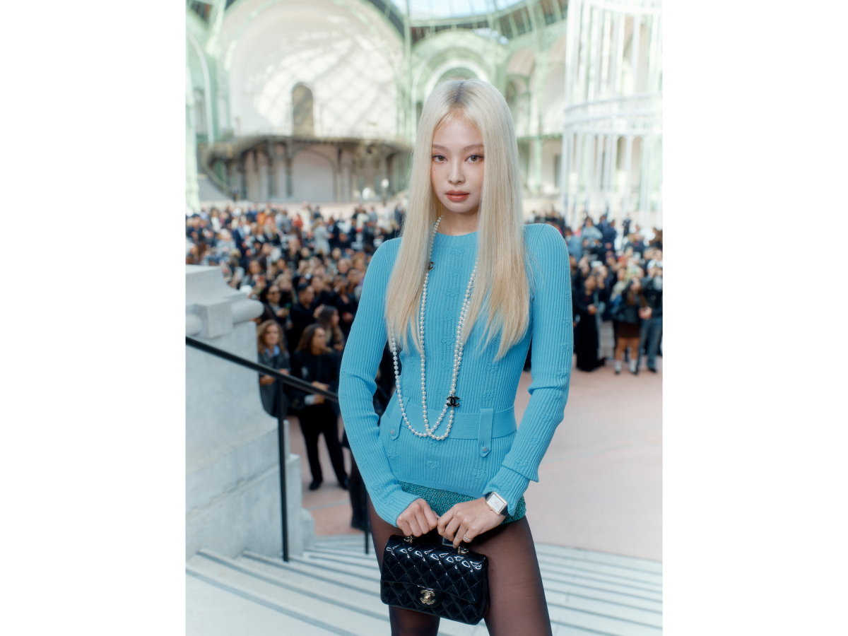 chanel_jennie-wearing-chanel-at-the-rtwss25-show-october-1st-2-HD