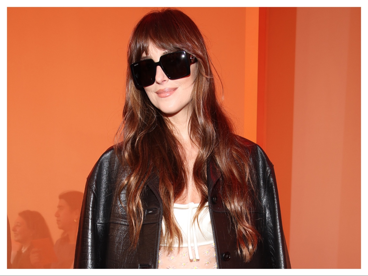 frangia a tendina a chi sta bene frangetta aperta sabrina carpenter 04