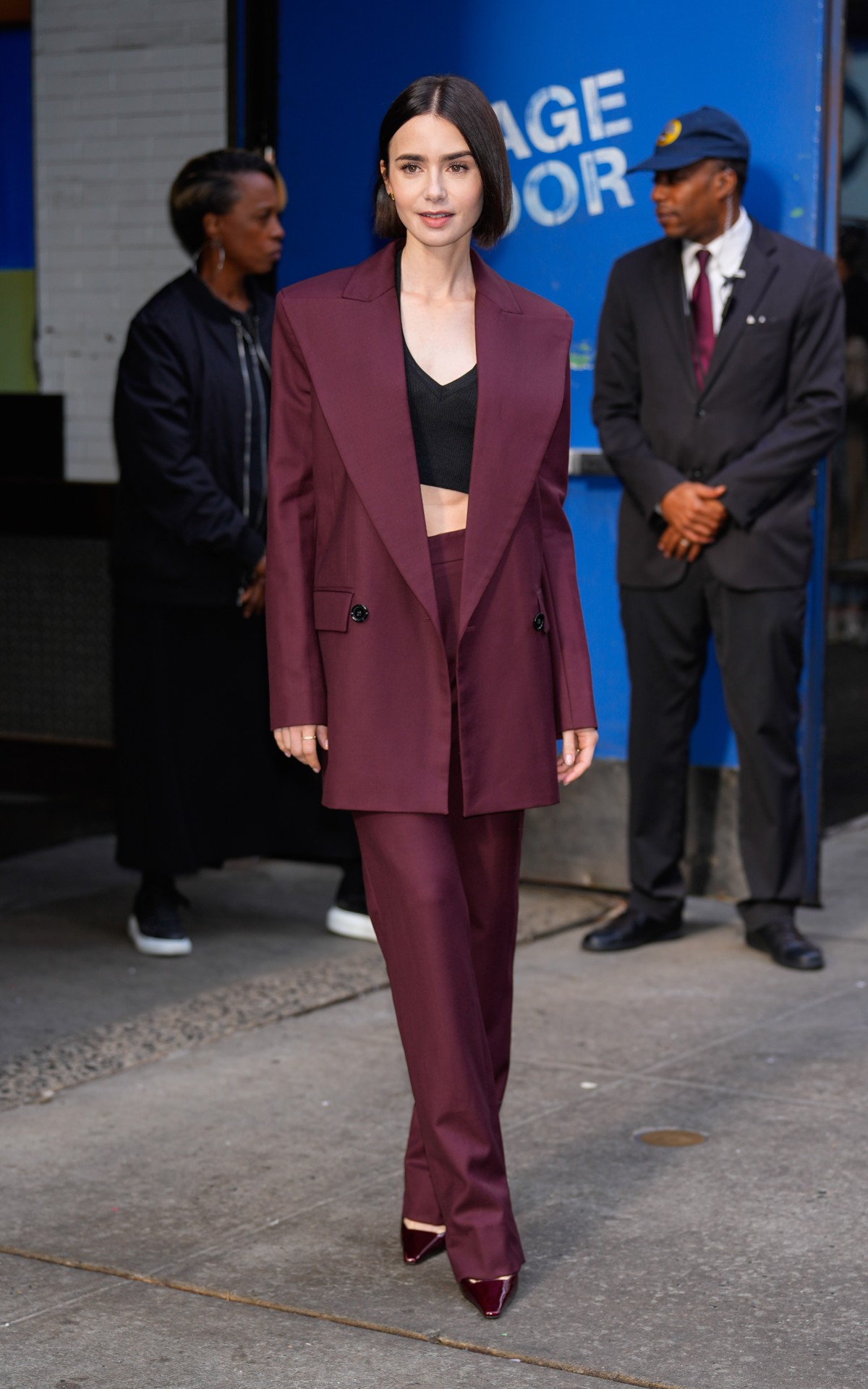 ok Lily Collins