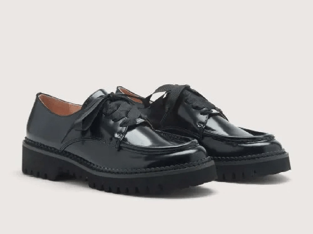scarpe-basse-stringate-coccinelle