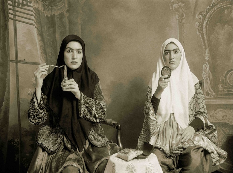 Mostra_Il gioco delle identità_© Shadi Ghadirian_Quajar7,1998_Courtesy Podbielski Contemporary