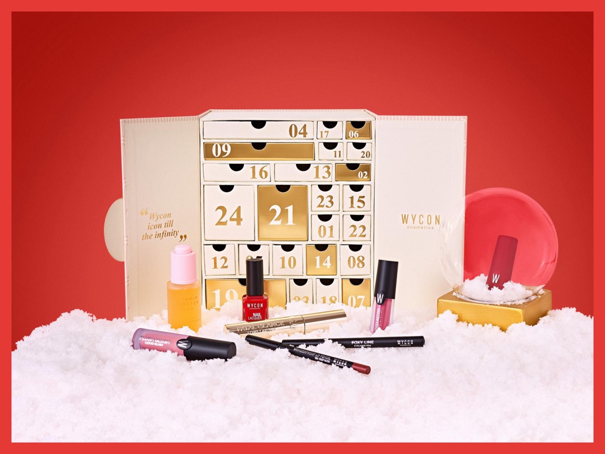 calendario avvento beauty 2024 trucchi make up profumi creme corpo capelli 220