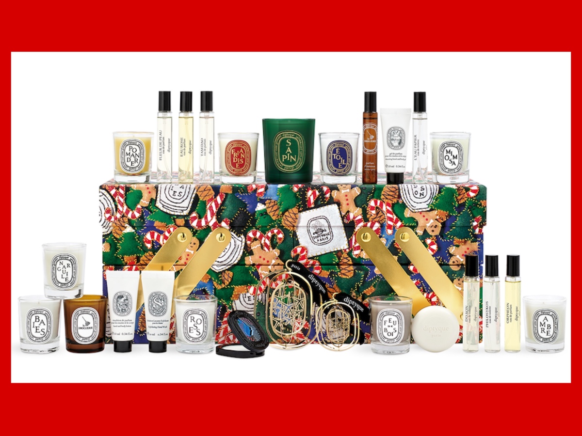 calendario avvento beauty 2024 trucchi make up profumi creme corpo capelli 230