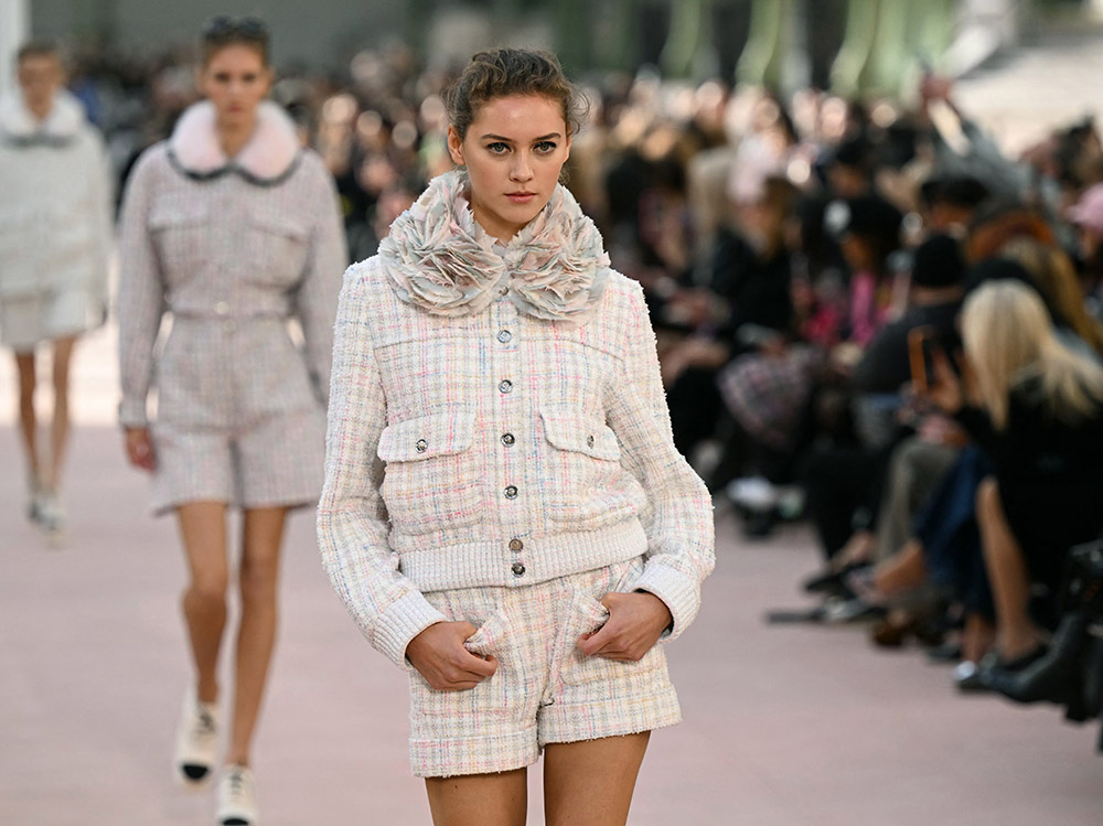 chanel-ss25-sfilata-look