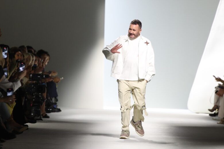 Kim Jones dice addio a Fendi dopo quattro anni alla direzione creativa