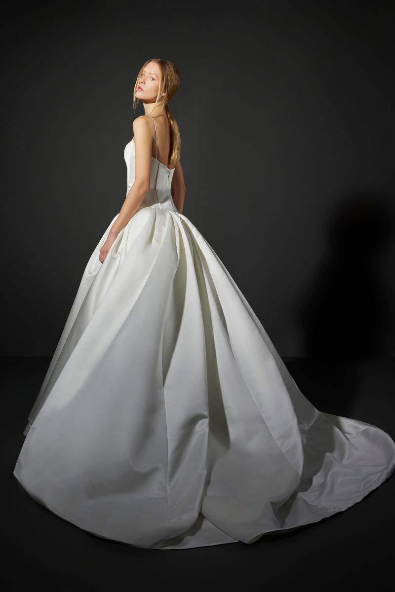 vera wang bride x pronovias 12