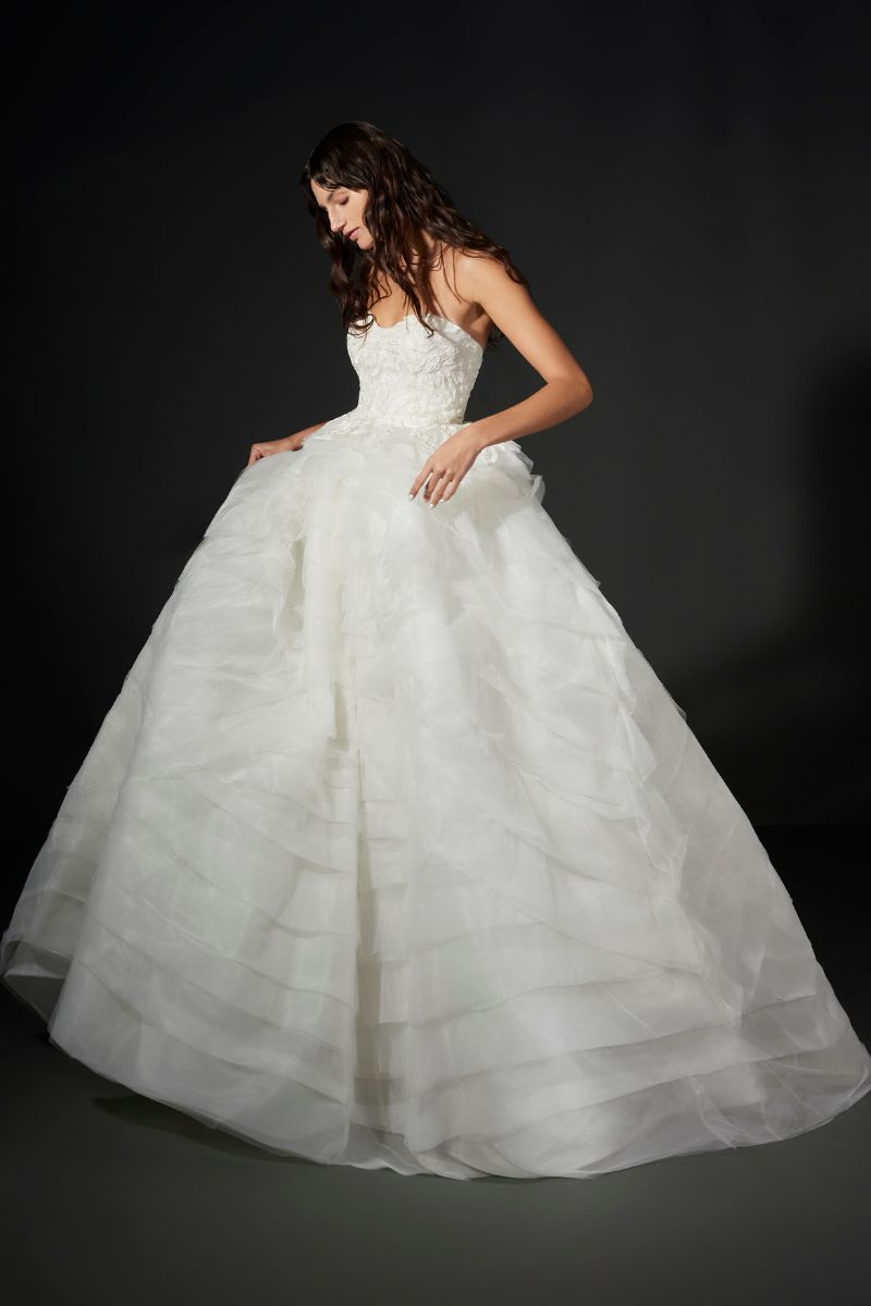 vera wang bride x pronovias 19