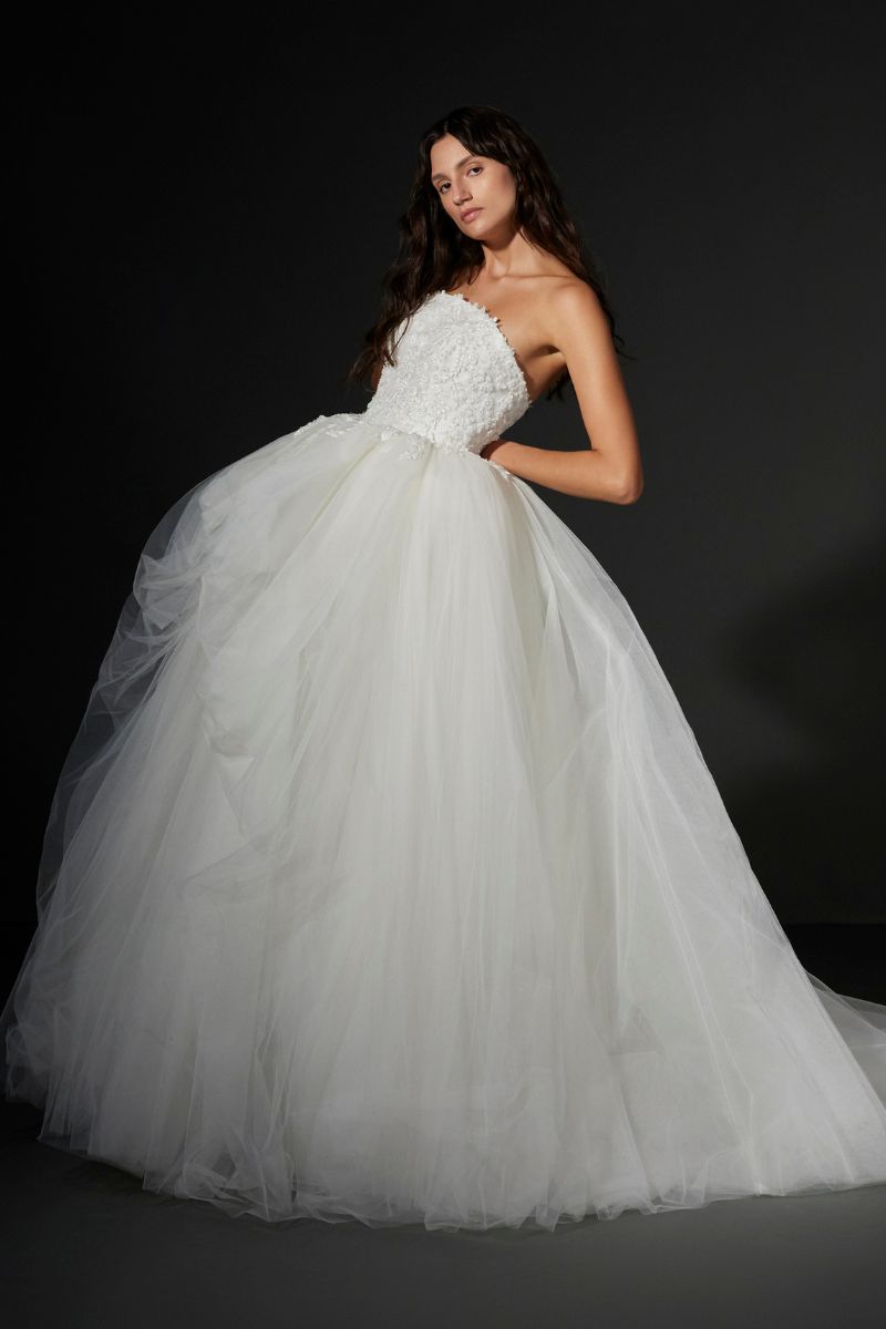 vera wang bride x pronovias 22