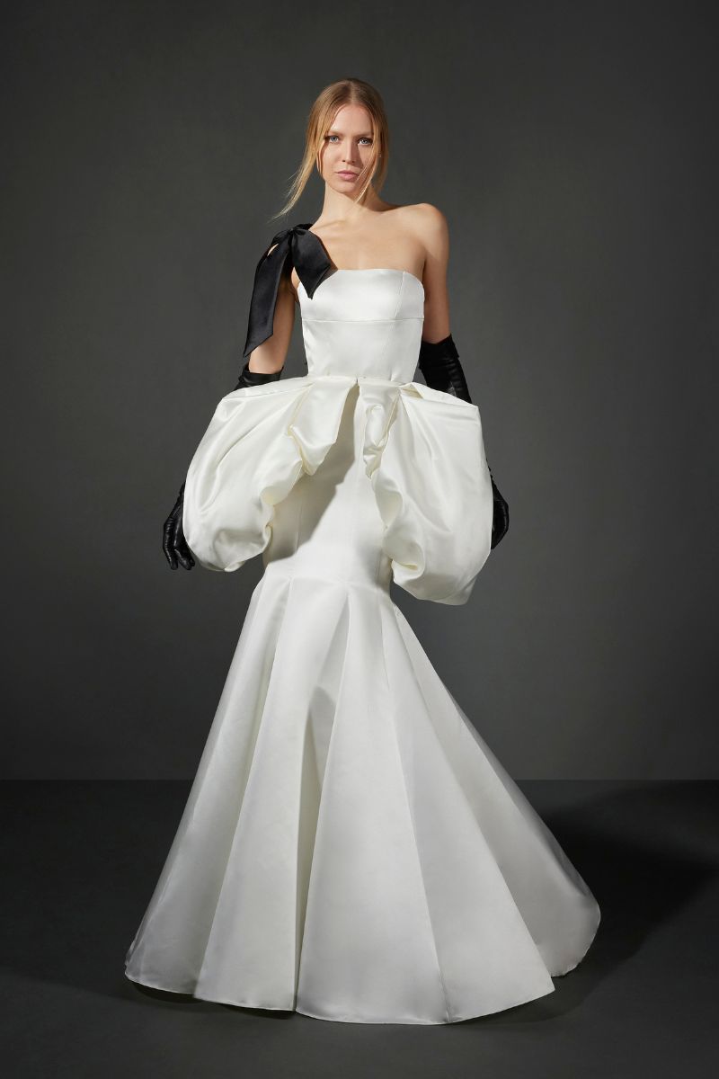 vera wang bride x pronovias 26