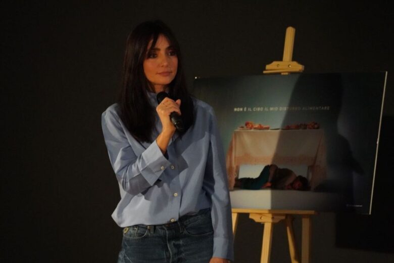 Ambra Angiolini racconta a Grazia la sua nuova campagna sui disturbi alimentari