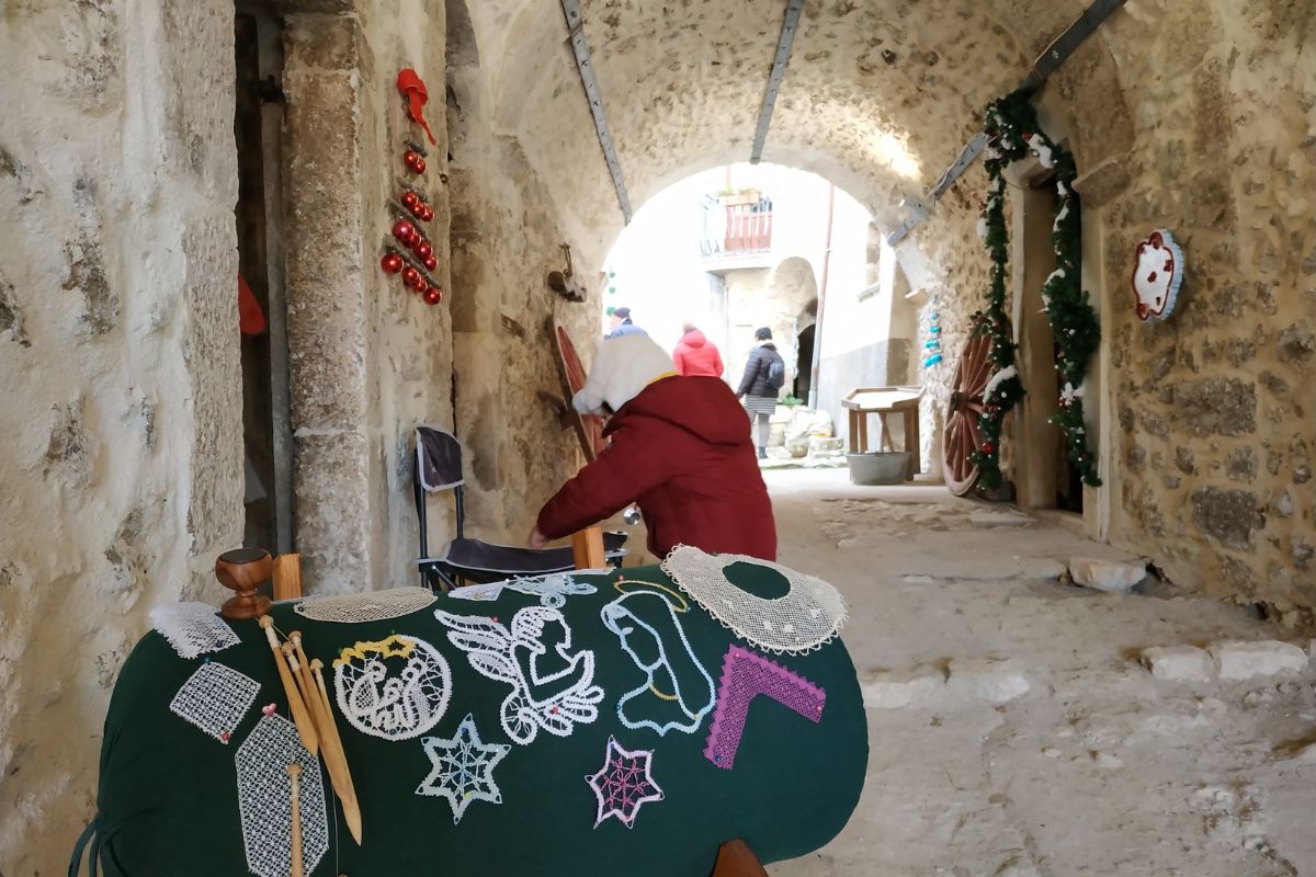 Mercatini di Natale Borgo di Tussio
