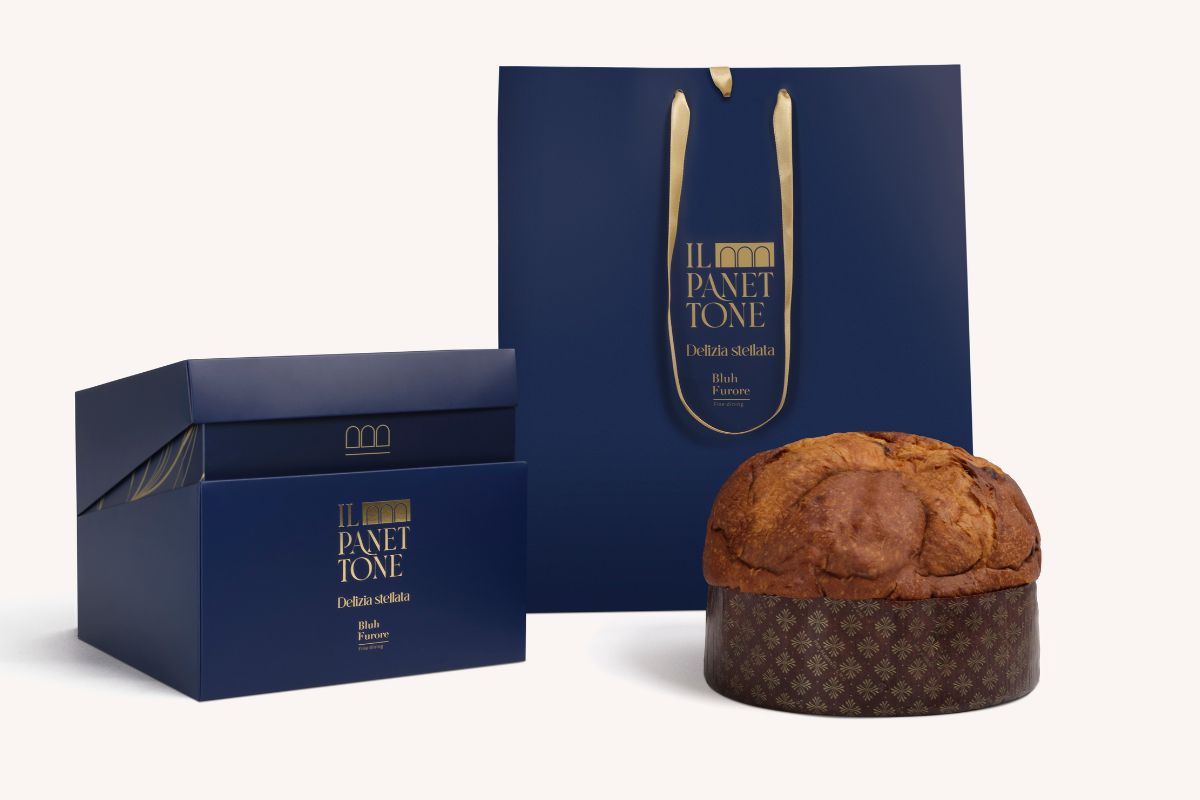 Panettone Christmas Bluh del ristorante stellato Bluh Furore