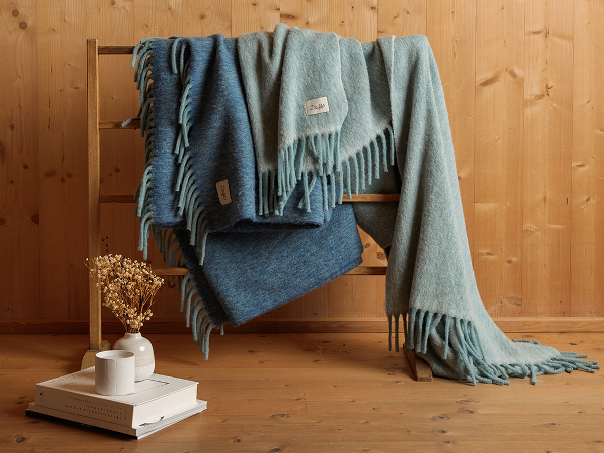 plaid-alpaca-delfilo