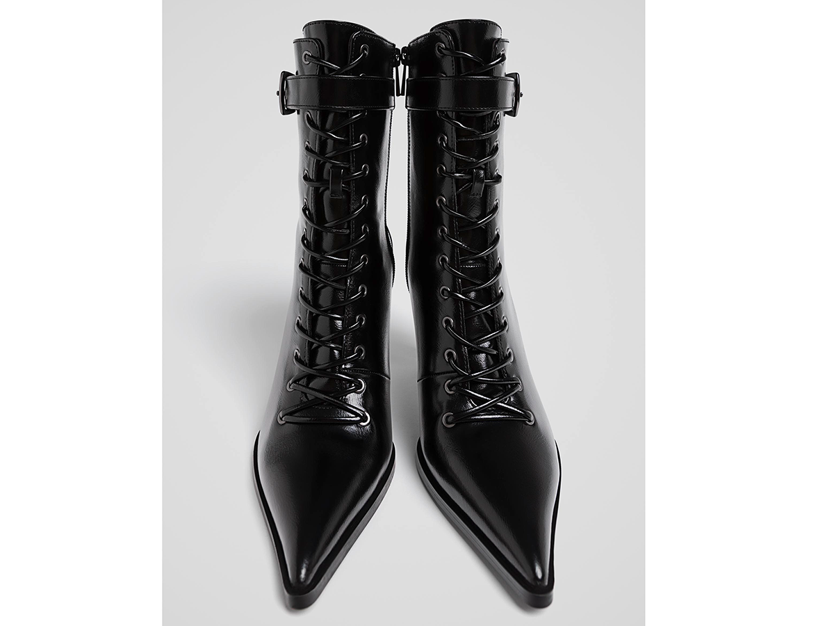 stivaletti-con-lacci-stradivarius-45,99