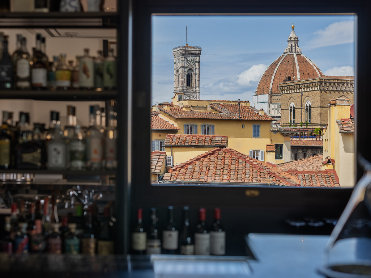 701-Rooftop-Bar-Gallery-Hotel-Art
