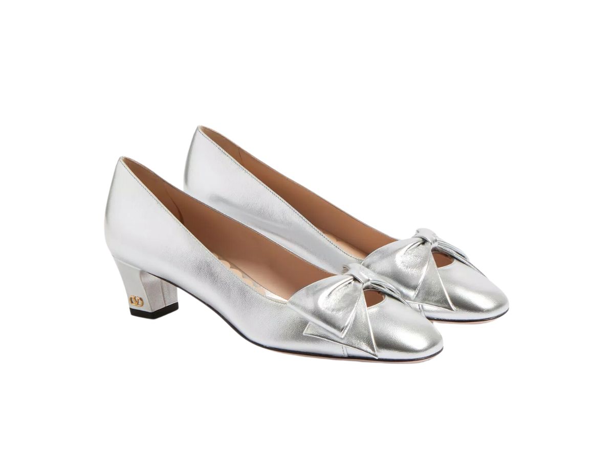 Décolleté Valentino Garavani Bowow in nappa laminata con dettaglio fiocco