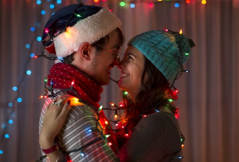 Aiuto, il mio partner odia il Natale (ecco cosa consiglia la psicologia)