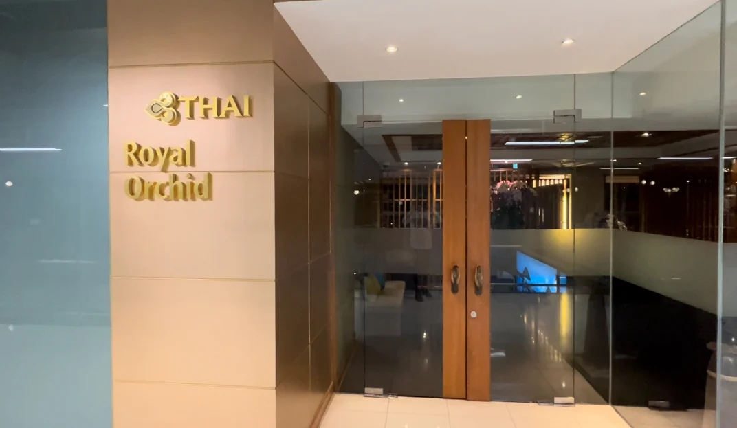 Royal Orchid Spa Lounge