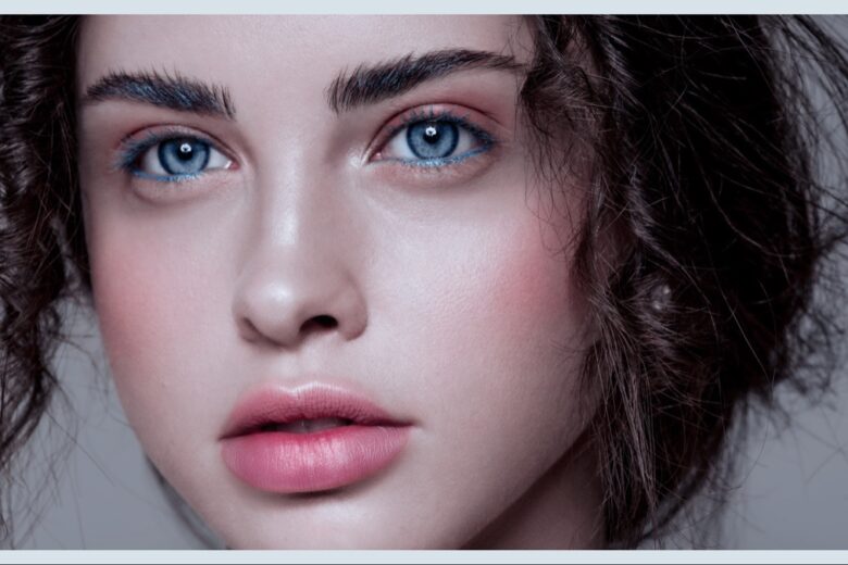 Tendenze make up 2025: il trucco dark, mistico e sognante dell’anno nuovo