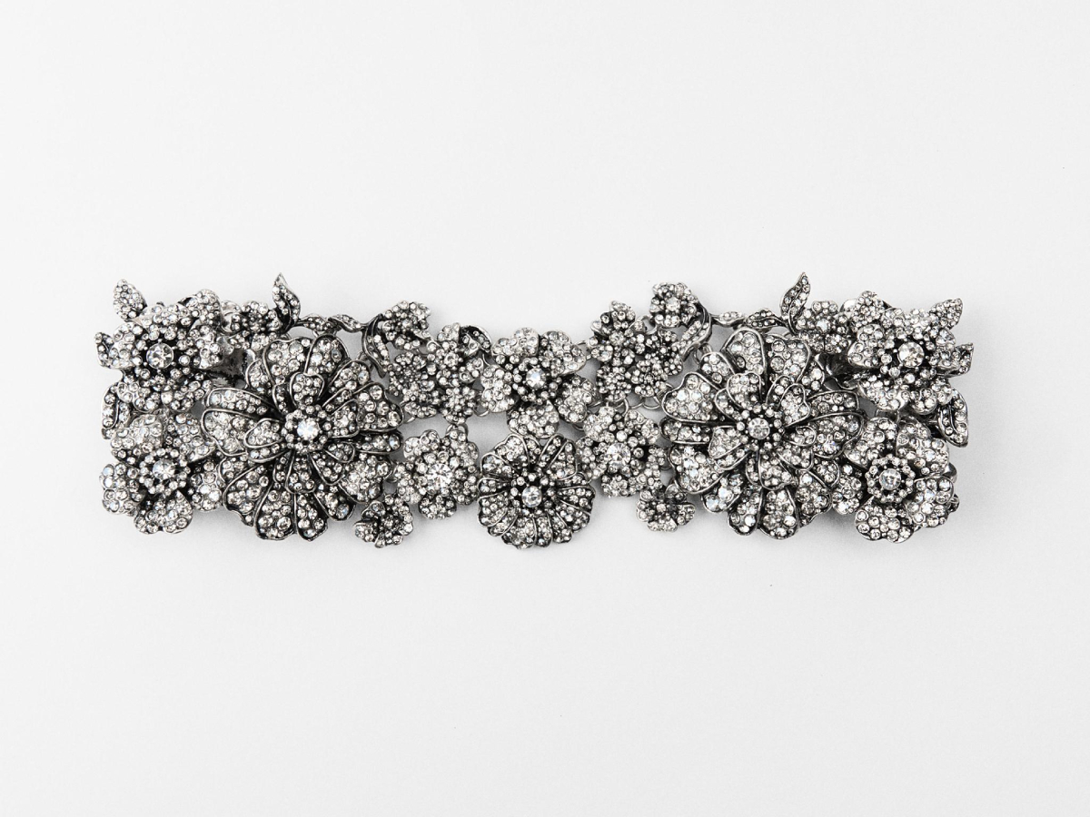 choker con fiori di strass ZARA