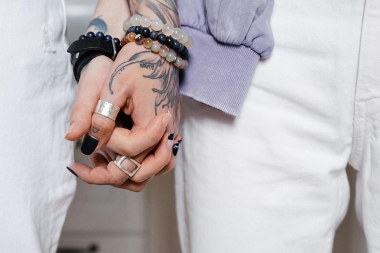 Le couple nails saranno la nuova tendenza unghie 2025