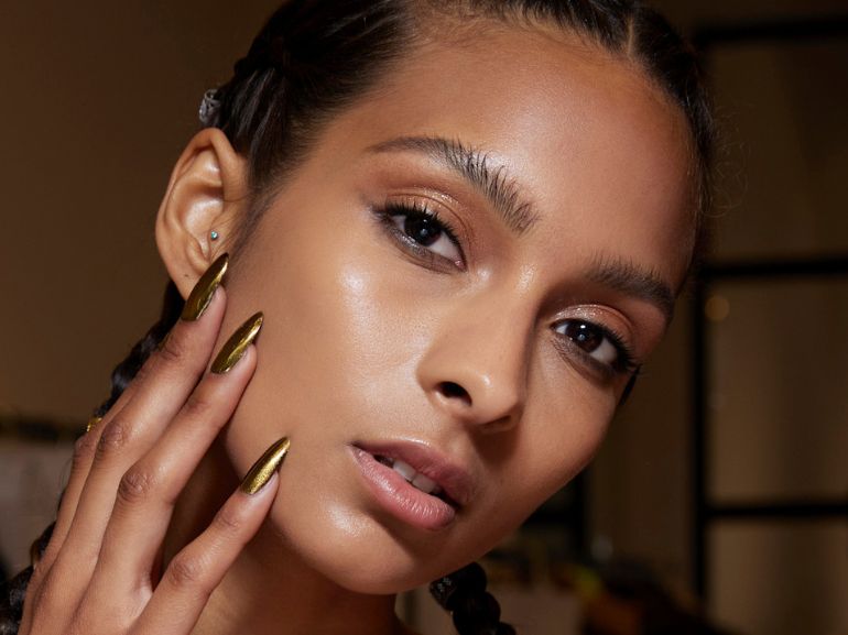 cinnamon makeup