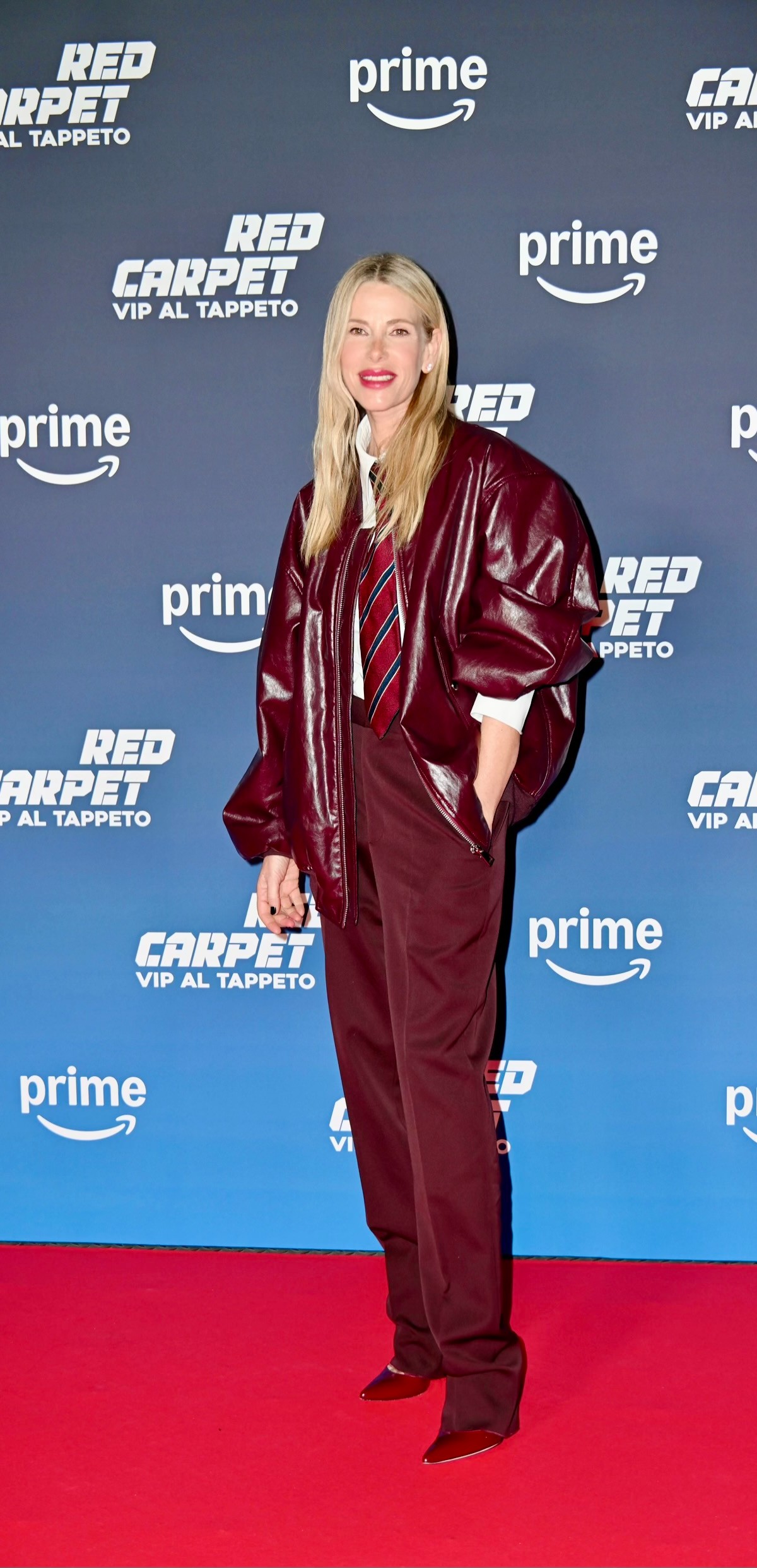 ok Alessia Marcuzzi in Federica Tosi – 17-12-2024