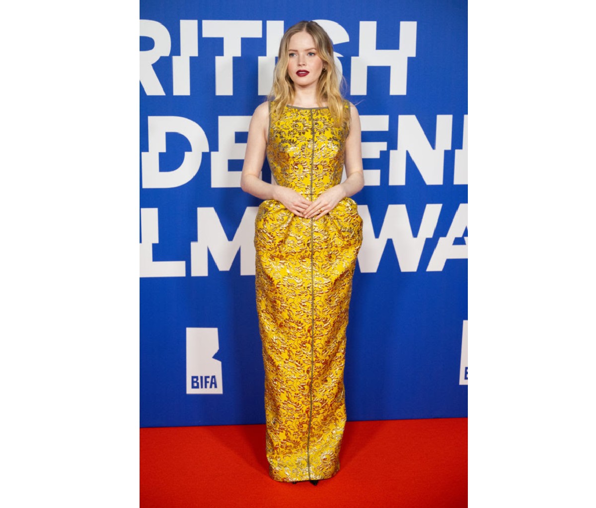 ok Ellie Bamber