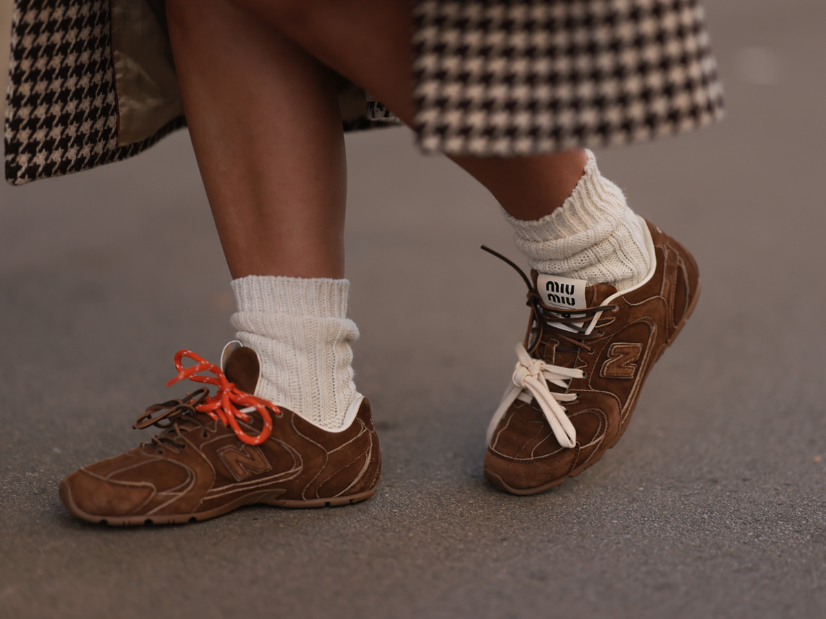 COVER_Sneakers_suede
