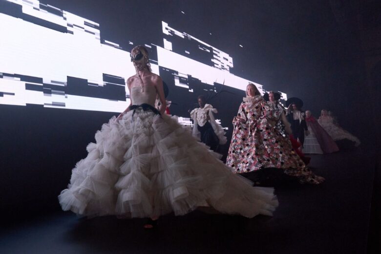 Ecco perché tutti stavamo aspettando il debutto Haute Couture di Alessandro Michele da Valentino