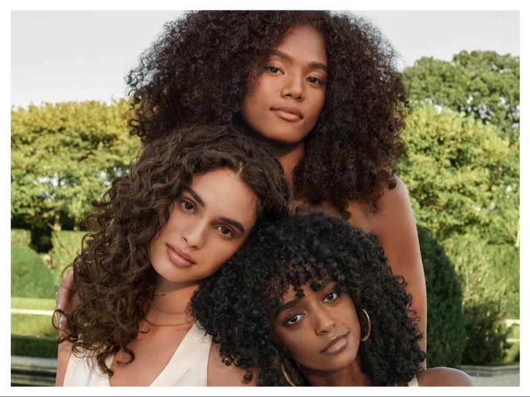 capelli ricci perfetti tagli prodotti stile cover 04