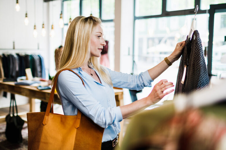 5 buoni propositi fashion per il 2025 per uno stile e uno shopping più consapevole