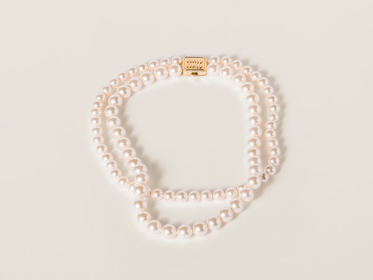 Collana-in-metallo-e-perle-sintetiche-MIU-MIU