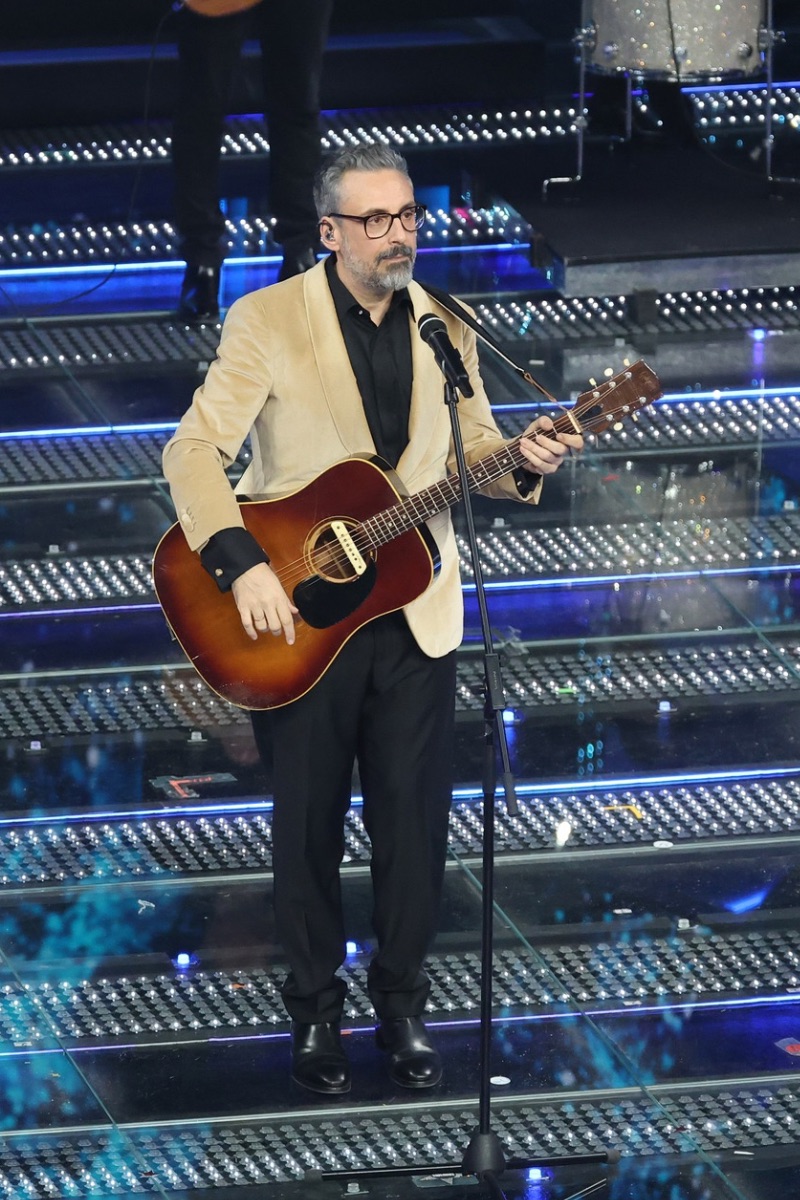 GRAZIA Sanremo day4 – Simone cristicchi amara