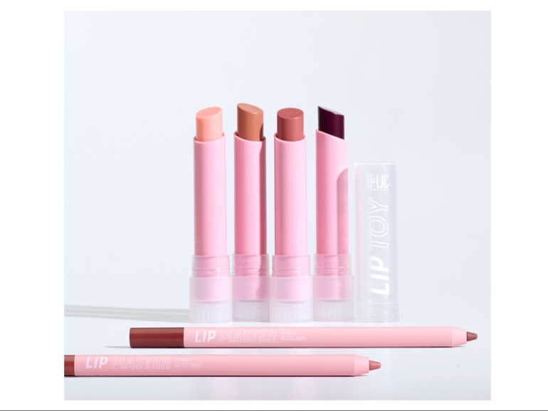 lip combo perfetta come abbinare matita e rossetto trucco labbra spettacolare 01