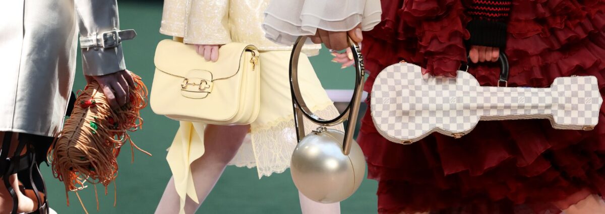 DESK miu miu fw 20025 -2