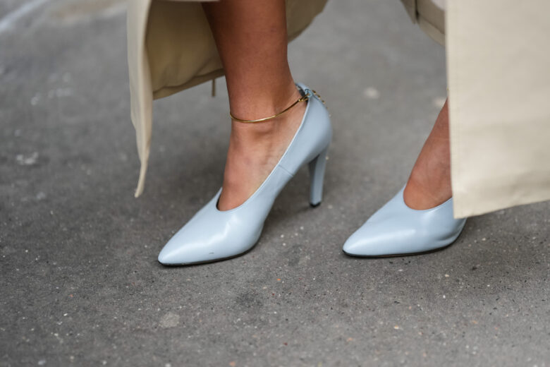 Décolleté a mandorla: sono queste le pumps di cui tutte le fashion addicted non possono fare a meno