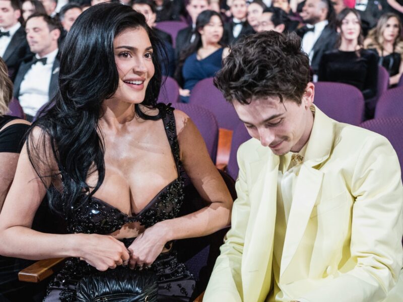 Kylie Jenner e Timothée Chalamet hero