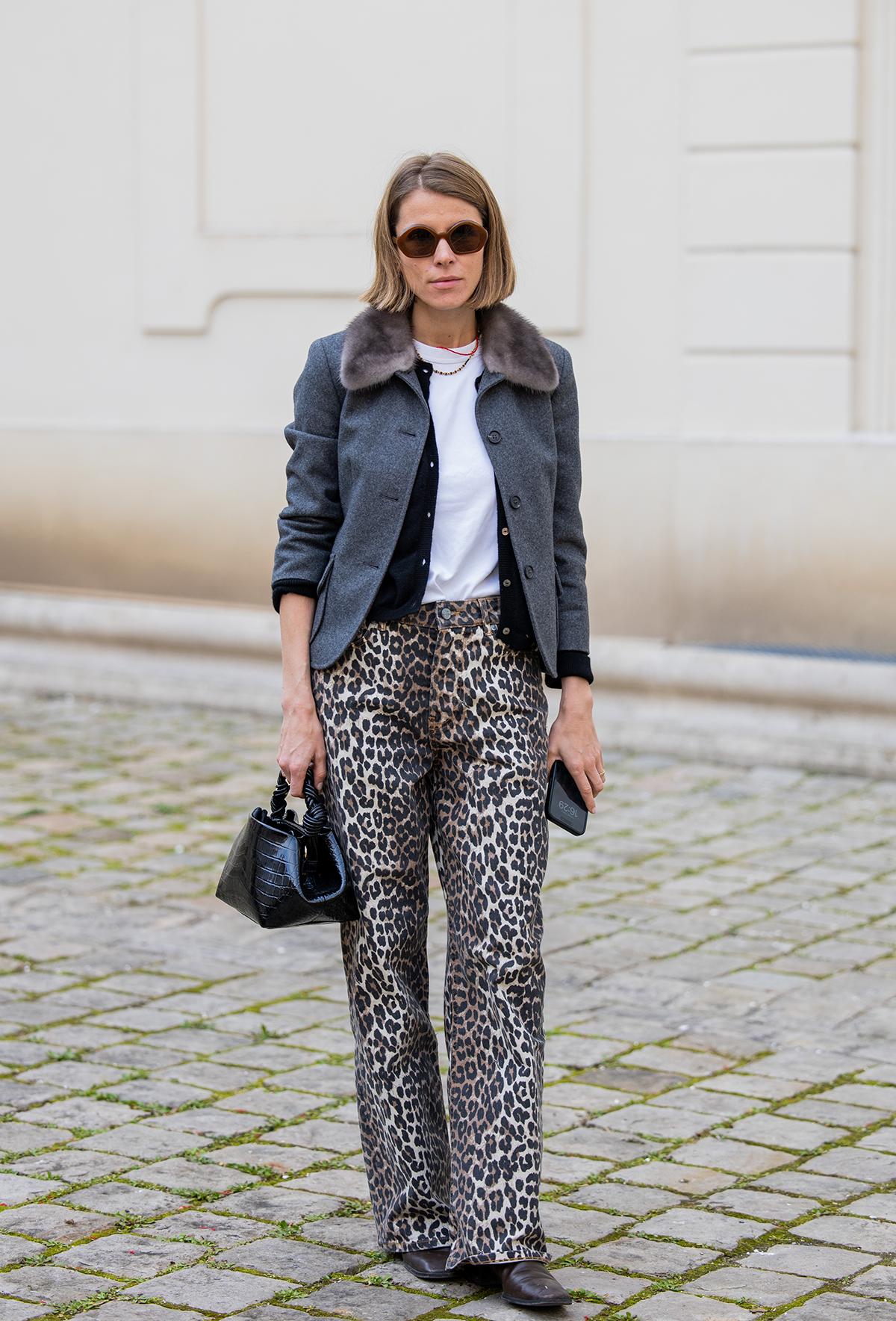 Monica-de-La-Villardière-animalier