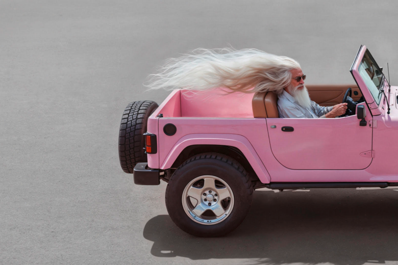 Klarna ci racconta come i trend visti sullo schermo influenzano i nostri acquisti (spoiler: tantissimo!)