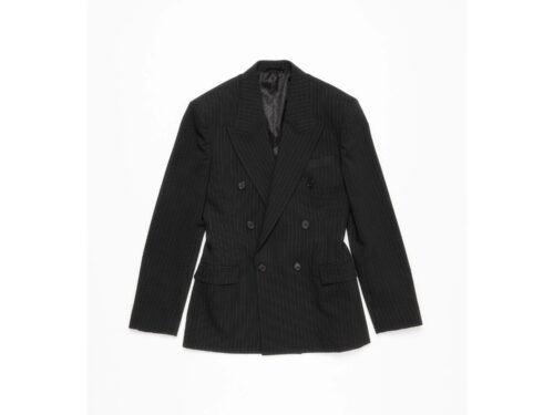 Ну, прыщи студии