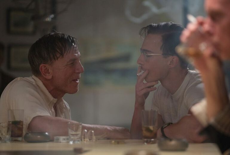 Perché dovreste andare al cinema a vedere Queer, il nuovo film di Luca Guadagnino