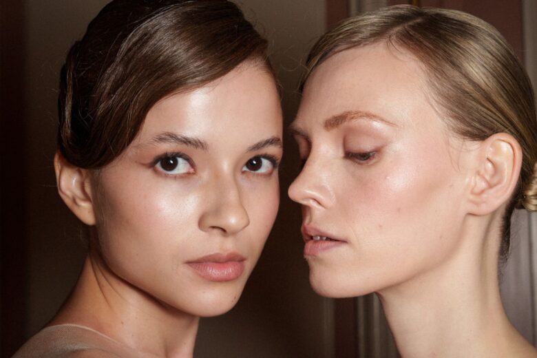 Trucco naturale per occhi marroni: l’eleganza sottile del fascino quotidiano