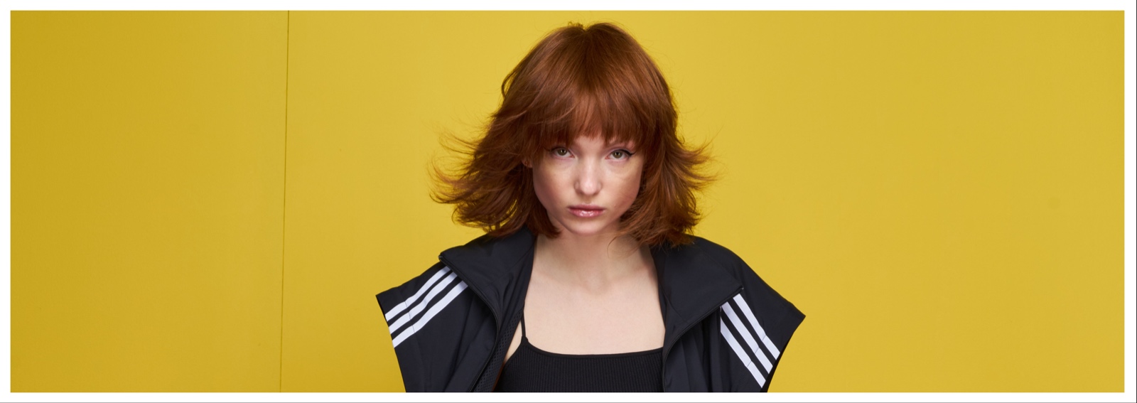 taglio capelli donna scalato medio tendenza cover desktop