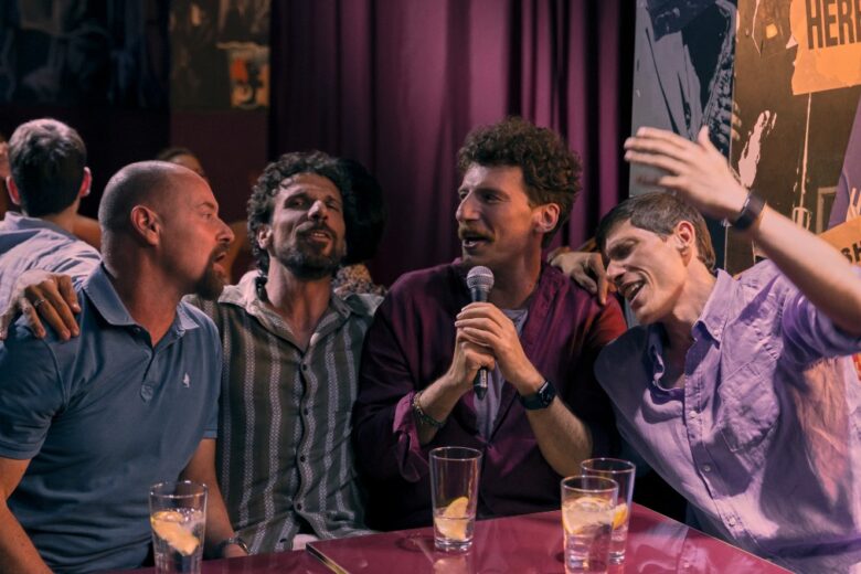 La serie Maschi Veri va presa per quello che è: una commedia divertente (che prova a far riflettere)