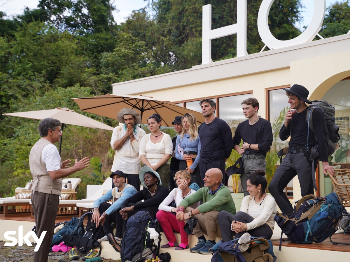 Money road cast