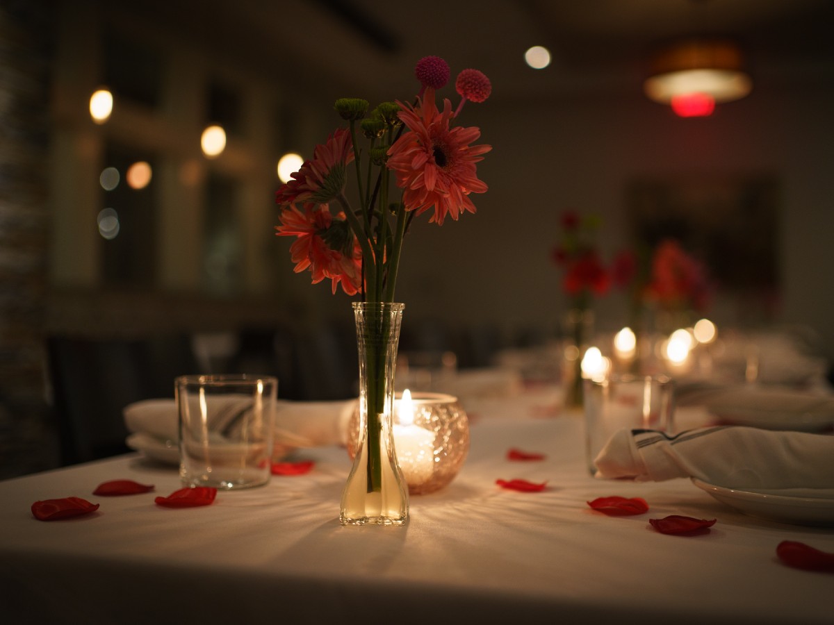 come apparecchiare tavola romantica